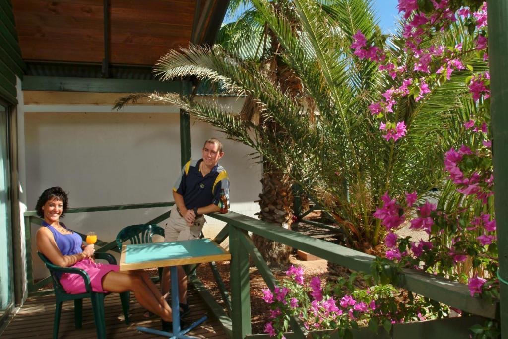Desert Palms Alice Springs Room photo